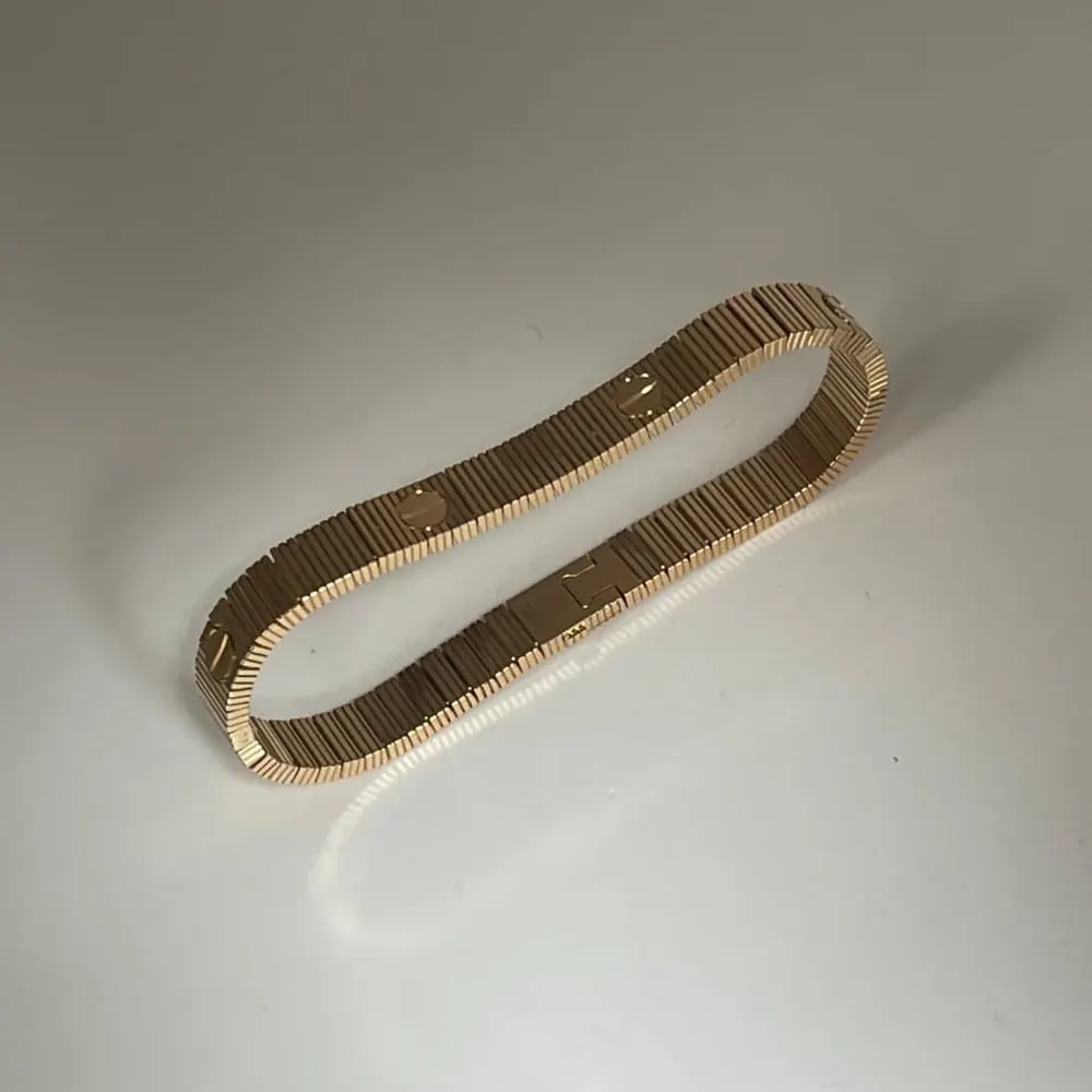 Fluted Screw Bangle — Rose Gold — view 2 of 5