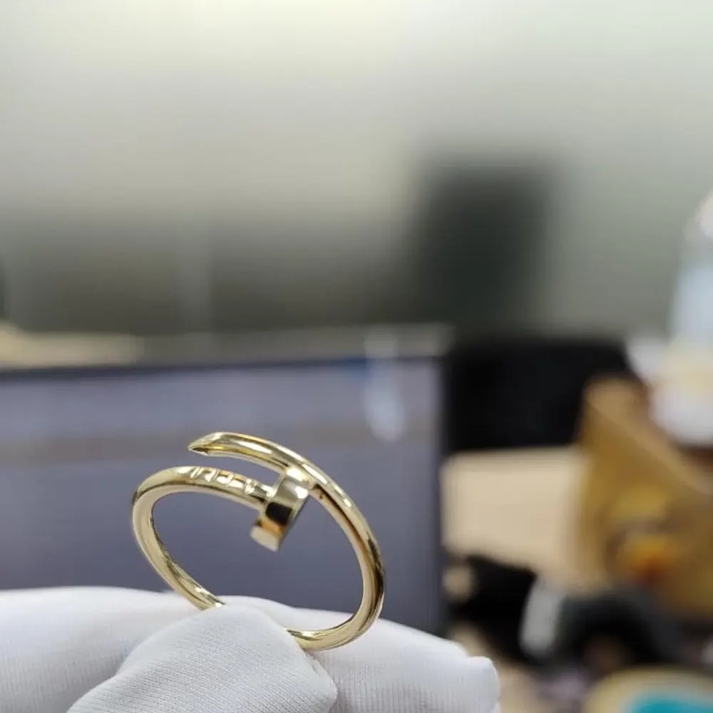 Nail Ring — Yellow Gold