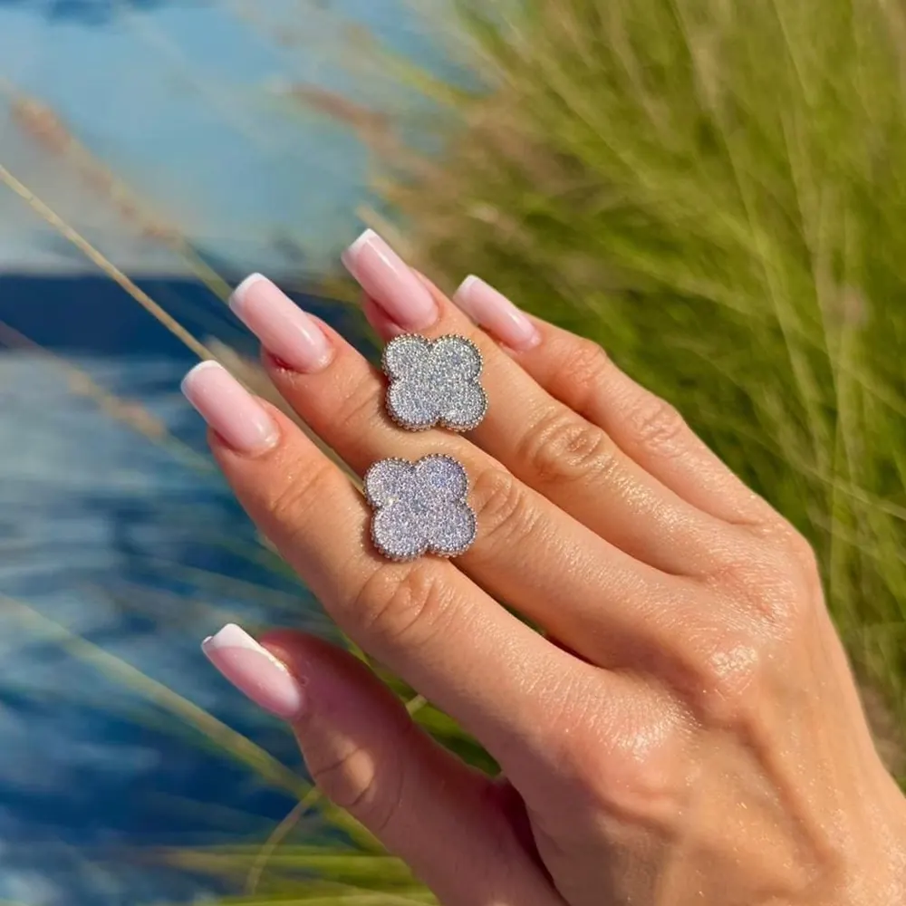 Clover Stud Earrings — Mother of Pearl