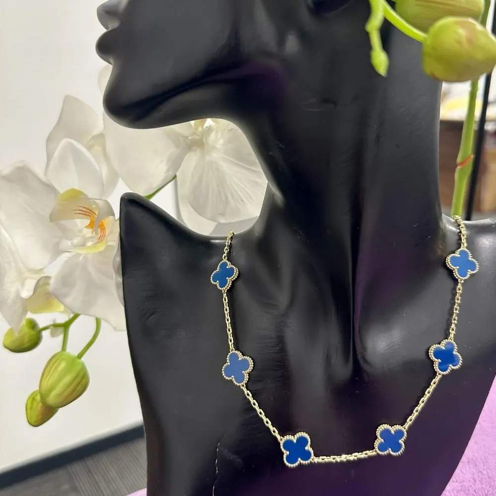 Clover Necklace 10 Motif — Blue Agate